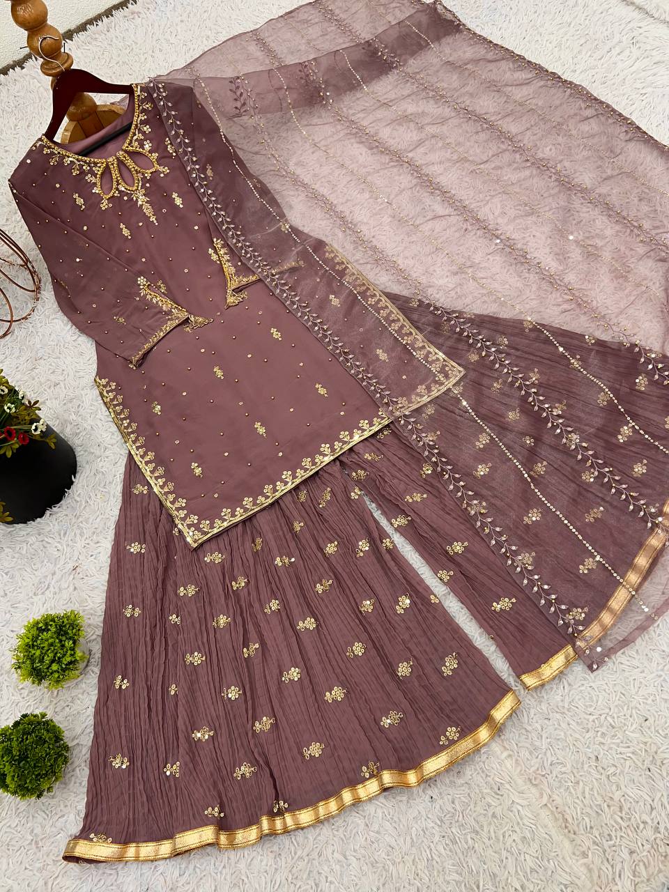 Women designer georgette kurta sets