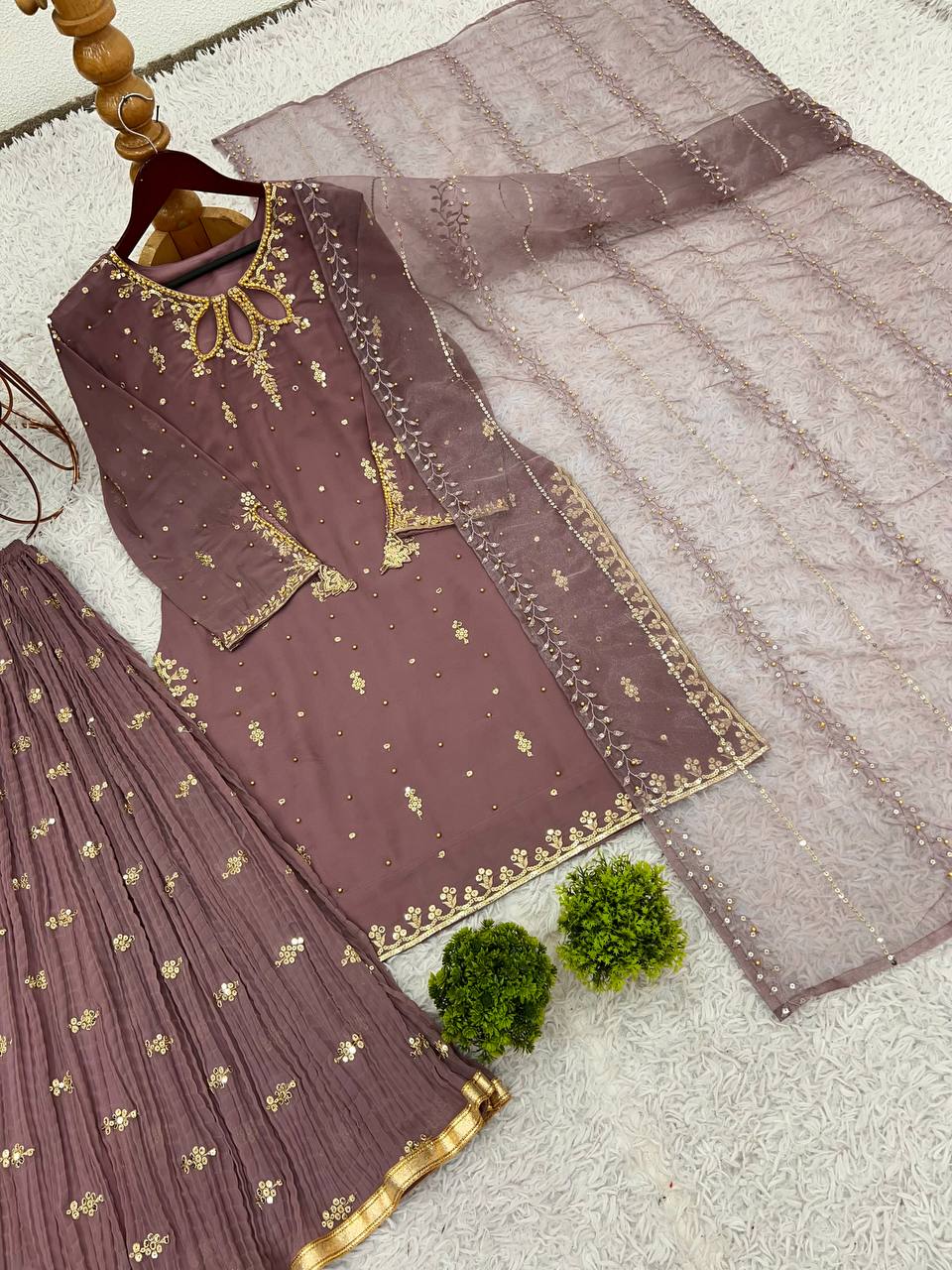 Women designer georgette kurta sets