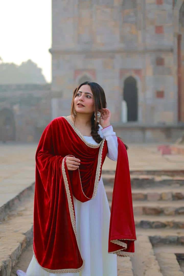 "Fox Georgette Dress with Velvet Dupatta – Elegant, Flowy & Detailed!"