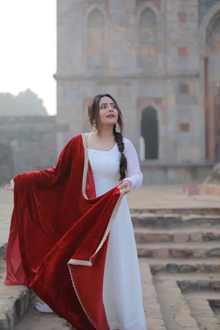 "Fox Georgette Dress with Velvet Dupatta – Elegant, Flowy & Detailed!"