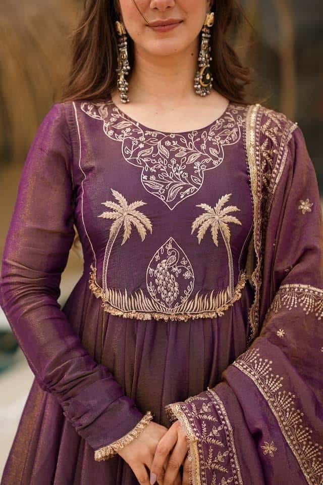 Women's designer roman chimar silk kurta sets