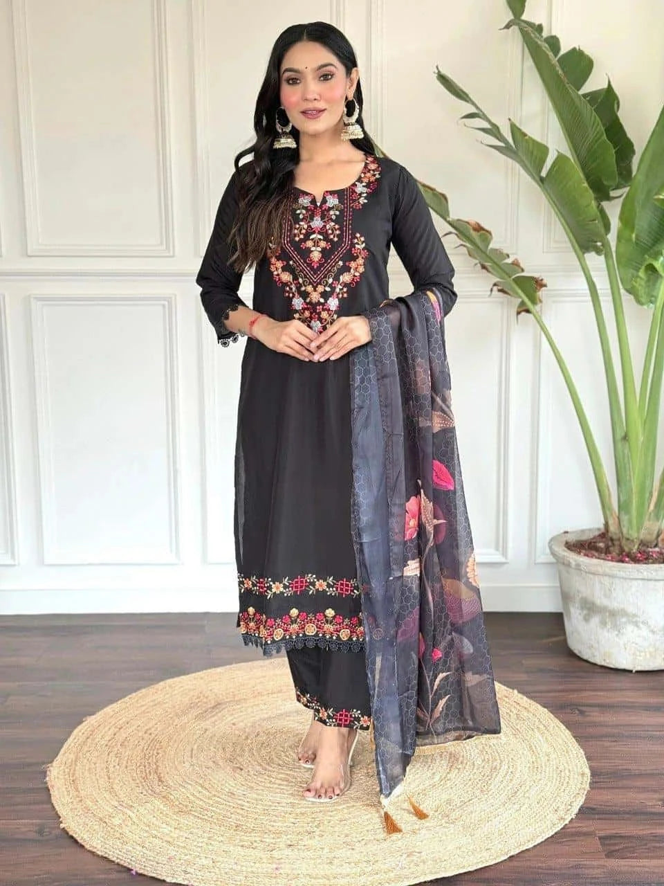 Black Viscose Chanderi Kurta Pant with Dupatta