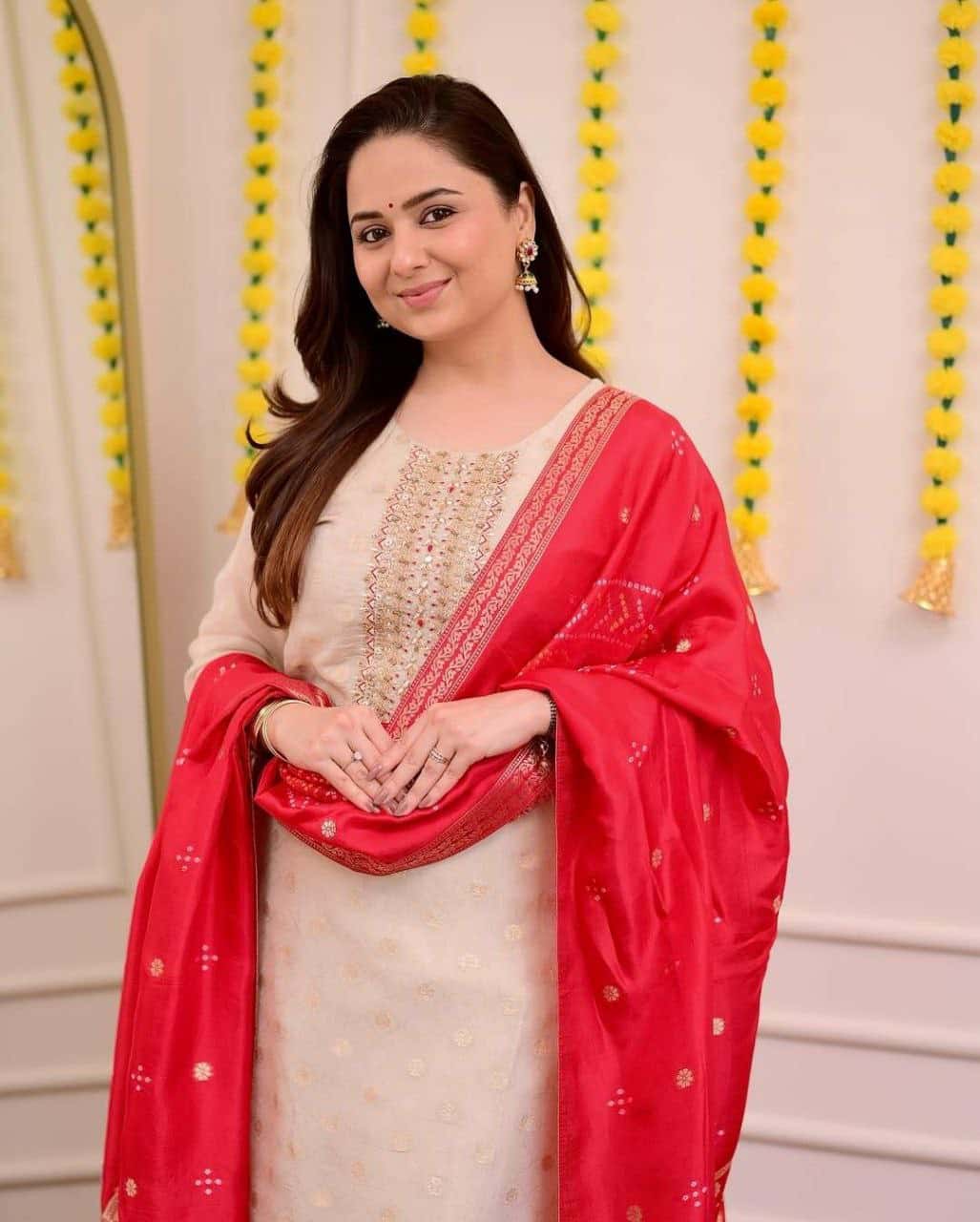 "Premium Pure Jacquard Soft Weaving Set with Embroidered Neck & Dupatta"