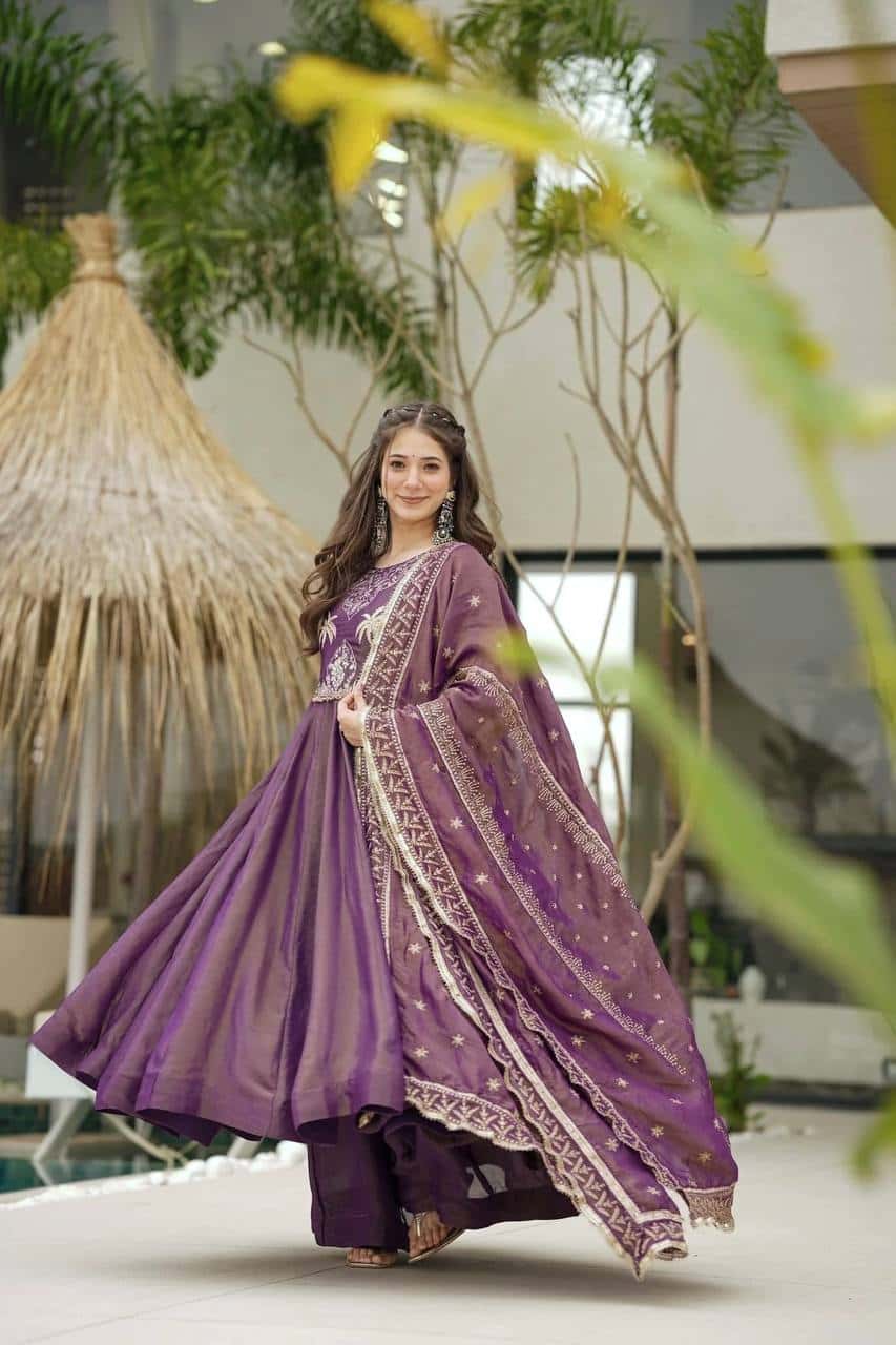 Elegant Gold Crash Gown with Full Sleeves, Embroidery, and Lace Dupatta
